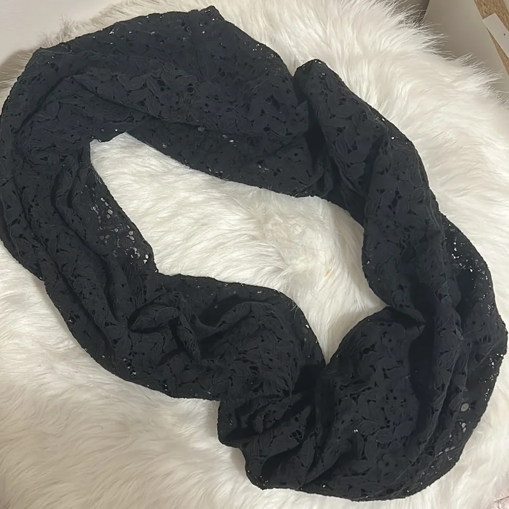Lace Infinity Scarf - Picture 3 of 4